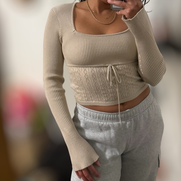 SHEIN Tops - SHEIN cream long sleeve crop top with tie detail